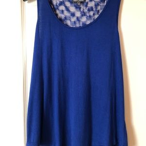 Beautiful blue sleeveless tank top